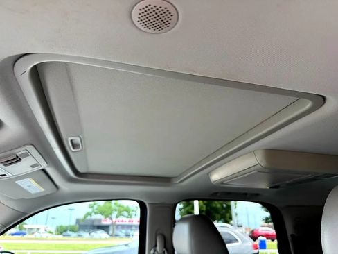 Used 2013 Chevrolet Tahoe LT image 27