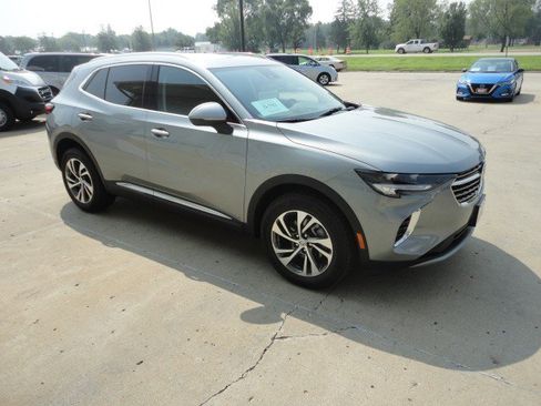 Used 2023 Buick Envision Essence image 19