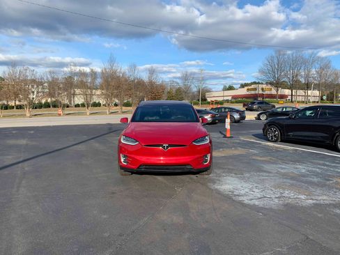 Used 2020 Tesla Model X Performance image 16