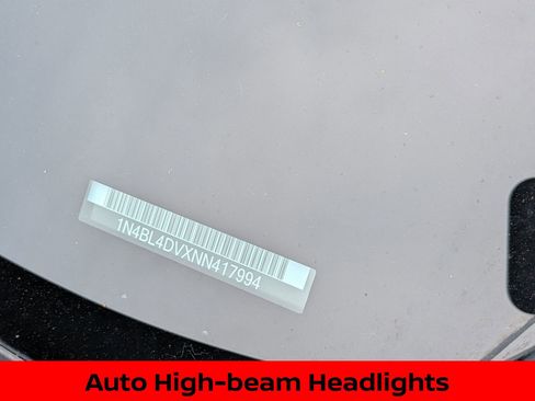 Certified 2022 Nissan Altima 2.5 SV w/ SV Premium Package FWD image 16