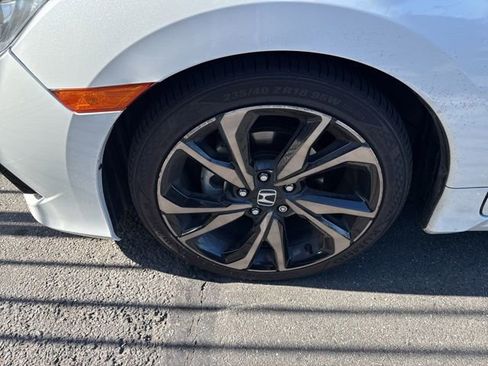 Used 2019 Honda Civic Sport image 3