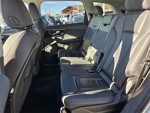 Used 2020 Audi Q7 3.0T Premium Plus image 4
