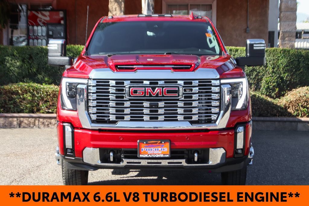 Used 2024 GMC Sierra 3500 Denali w/ Denali Reserve Package AWD/4WD image 3