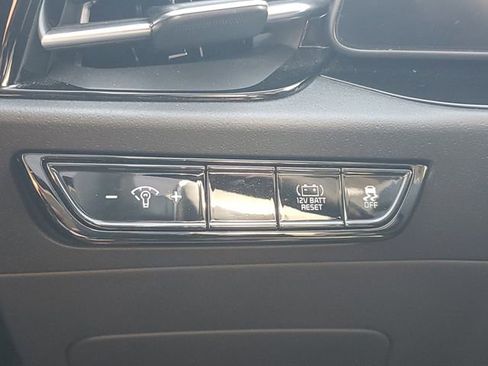 Used 2023 Kia Niro EX Touring FWD image 30