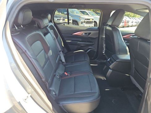 Used 2024 Chevrolet Equinox EV RS FWD image 25