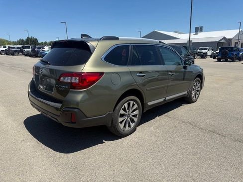 Used 2019 Subaru Outback 3.6R Touring w/ Popular Package #3A AWD/4WD image 6