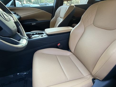 Certified 2025 Lexus RX 350 Premium w/ Accessory Package (Z1) FWD image 16