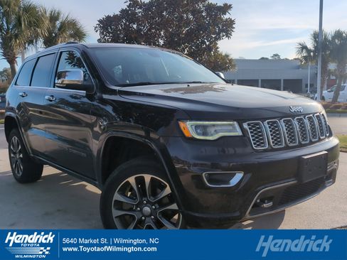Used 2017 Jeep Grand Cherokee Overland image 1
