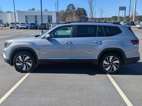 New 2026 Volkswagen Atlas SE FWD image 7