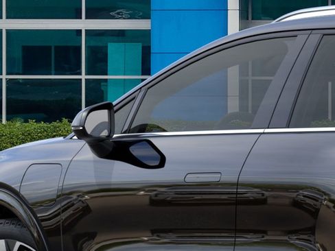 New 2025 Chevrolet Equinox EV LT w/ Convenience Package II FWD image 46