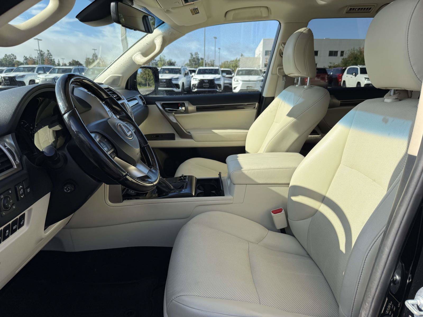 Used 2021 Lexus GX 460 Premium w/ Premium Package AWD/4WD image 13