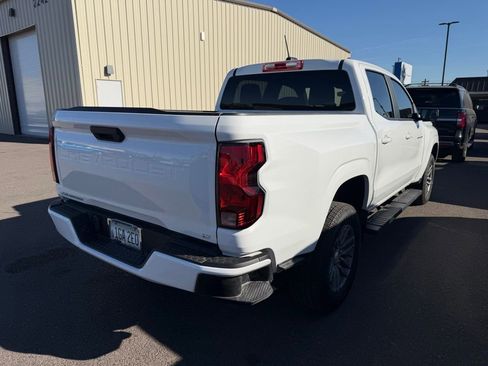 Used 2024 Chevrolet Colorado LT image 19