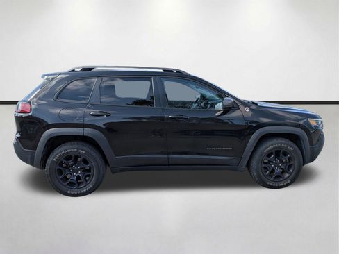 Used 2020 Jeep Cherokee Trailhawk AWD/4WD image 3