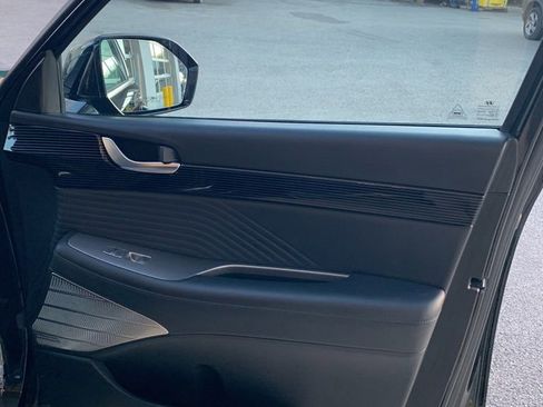 Used 2023 Hyundai Palisade Calligraphy image 25