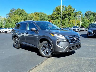 Used 2024 Nissan Rogue SV w/ SV Premium Package