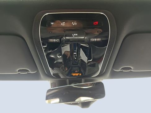 Used 2025 Mercedes-Benz C 300 4MATIC Sedan image 26