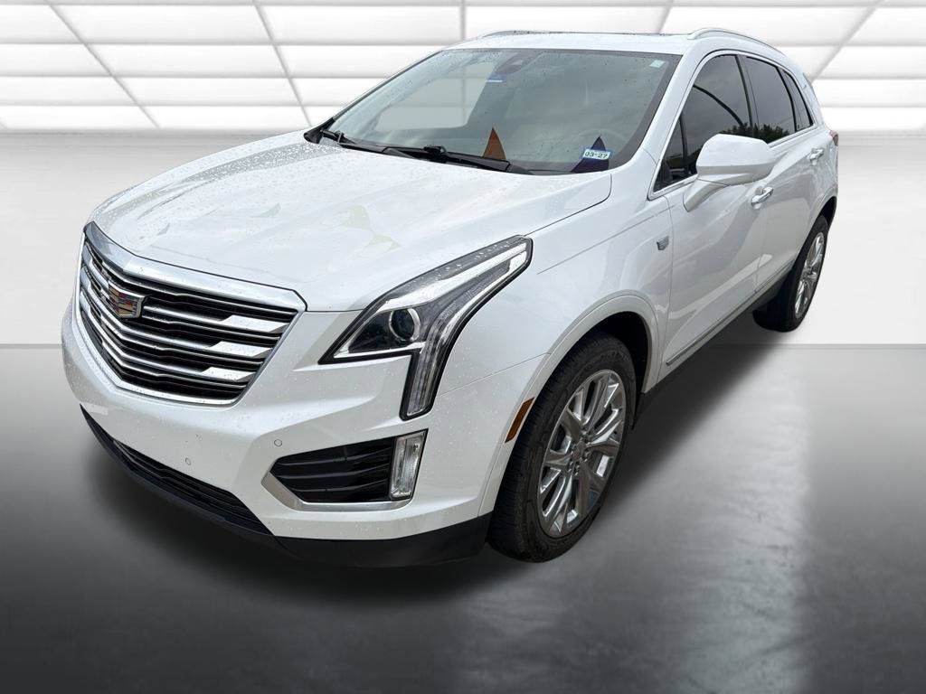 Used 2018 Cadillac XT5 Luxury w/ Driver Awareness Package FWD image 5