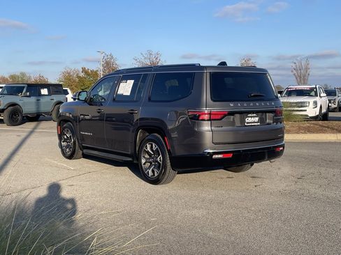 Used 2024 Jeep Wagoneer Series III image 5