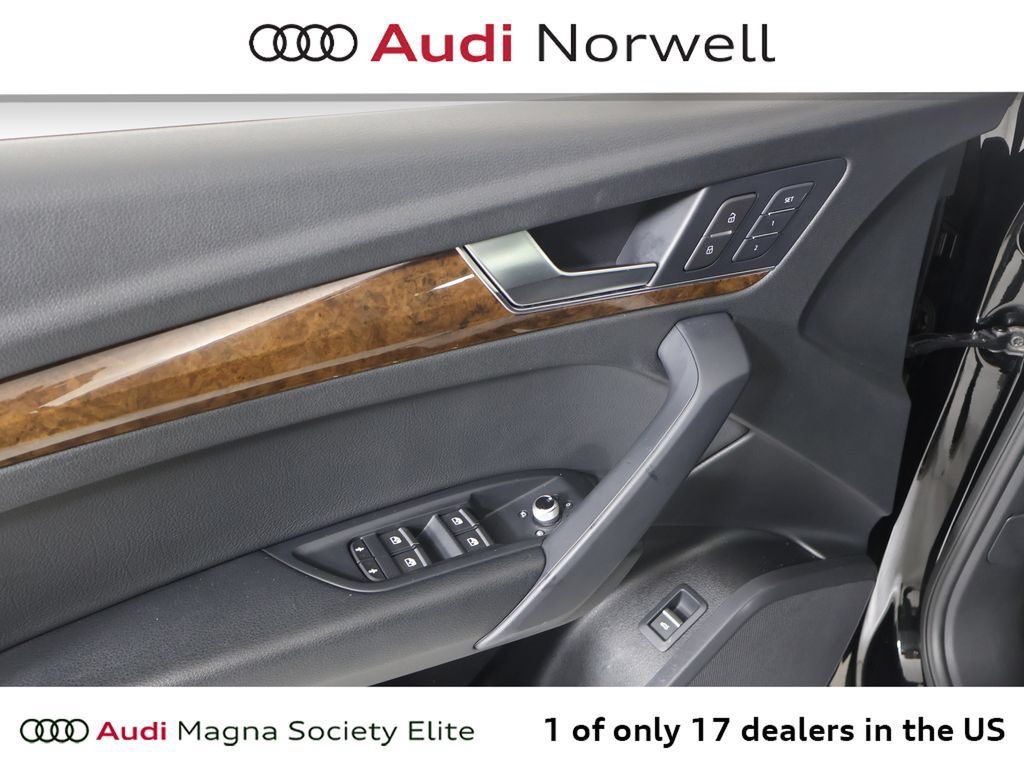 Used 2020 Audi Q5 2.0T Premium w/ Convenience Package AWD/4WD image 22