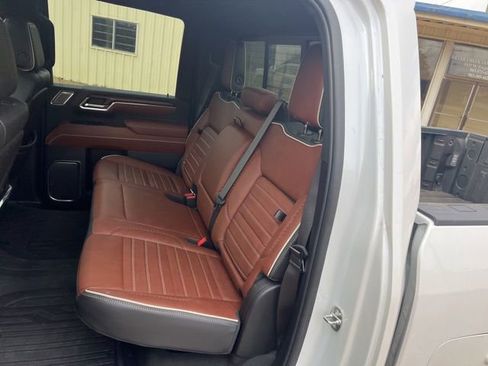 Used 2024 GMC Sierra 2500 Denali Ultimate image 10