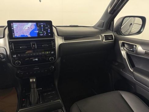 Used 2023 Lexus GX 460 Premium w/ Premium Package AWD/4WD image 36
