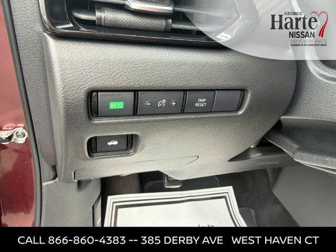Certified 2024 Nissan Sentra SV FWD image 15
