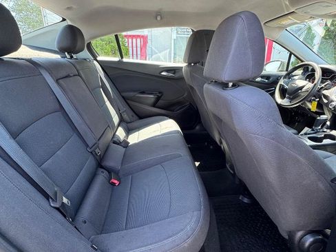 Used 2019 Chevrolet Cruze LT FWD image 26