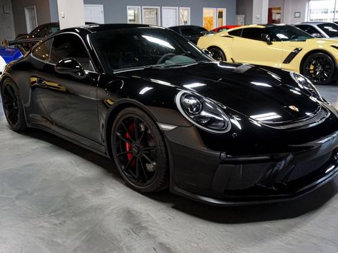 Used 2018 Porsche 911 GT3 RWD image 4
