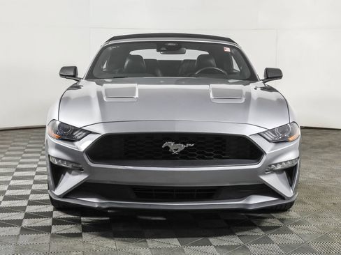 Used 2022 Ford Mustang Premium RWD image 11