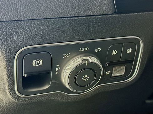 New 2026 Mercedes-Benz GLA 250 image 11