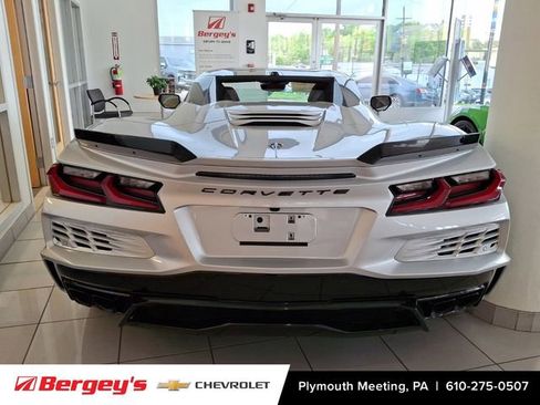 New 2026 Chevrolet Corvette E-Ray w/ Stealth Interior Trim Package AWD/4WD image 3