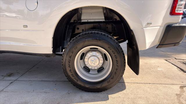 Used 2022 RAM 3500 Tradesman RWD image 38