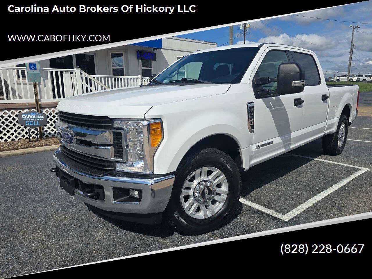 Used 2017 Ford F250 XLT w/ XLT Value Package RWD image 1