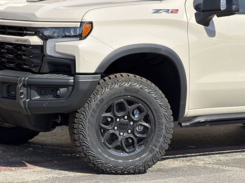 New 2026 Chevrolet Silverado 1500 ZR2 w/ ZR2 Bison Edition AWD/4WD image 8