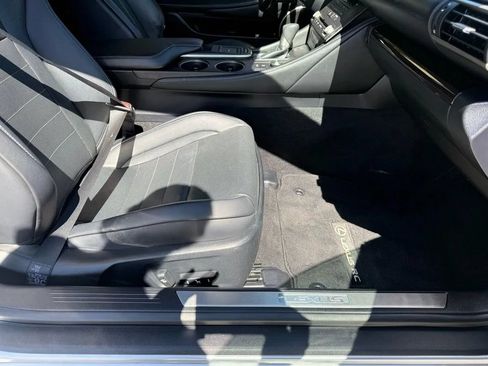 Used 2015 Lexus RC 350 w/ Luxury Package RWD image 30