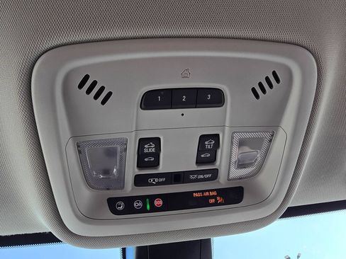 Used 2020 Chevrolet Traverse High Country w/ LPO, Floor Liner Package FWD image 25