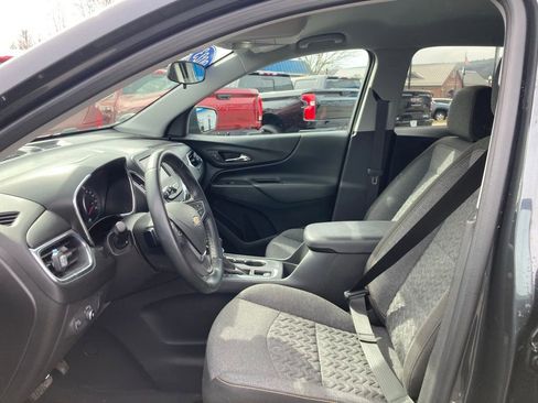 Used 2023 Chevrolet Equinox LT AWD/4WD image 3