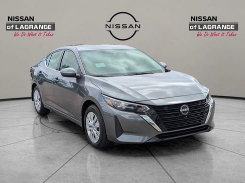 New 2025 Nissan Sentra S FWD image 3