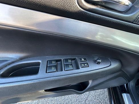 Used 2015 INFINITI Q40 w/ Navigation Package image 13