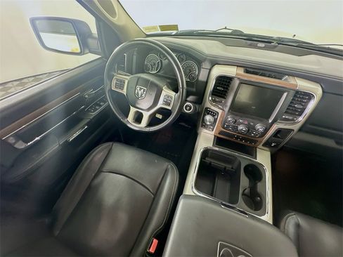 Used 2017 RAM 1500 Laramie w/ Convenience Group image 9