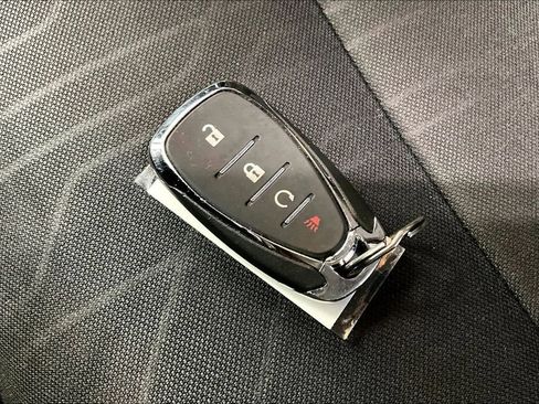 Used 2018 Chevrolet Trax LT w/ LT Convenience Package image 10