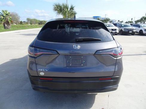 Used 2023 Honda HR-V LX image 5