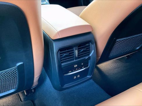 Used 2023 BMW M340i xDrive M340i xDrive image 35