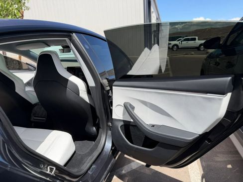 Used 2024 Tesla Model 3 Performance AWD/4WD image 30