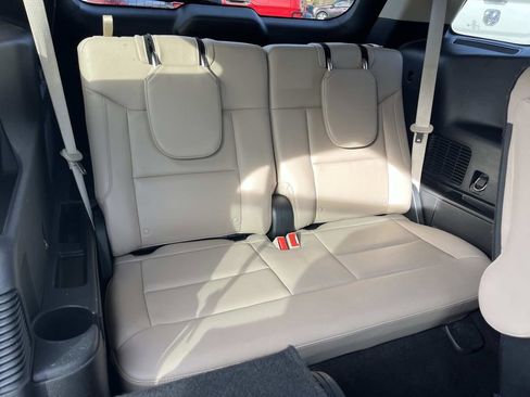 Used 2020 Ford Explorer Limited image 21