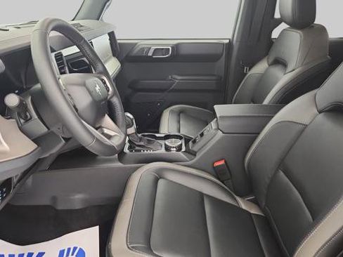 New 2025 Ford Bronco Outer Banks image 10