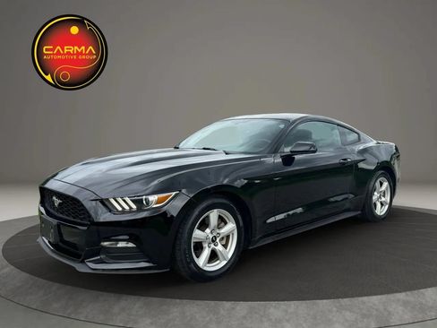 Used 2017 Ford Mustang Coupe RWD image 1