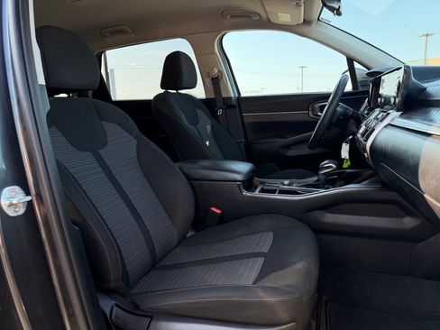 Used 2021 Kia Sorento LX FWD image 31