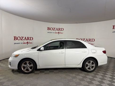 Used 2013 Toyota Corolla LE w/ Premium Pkg image 5