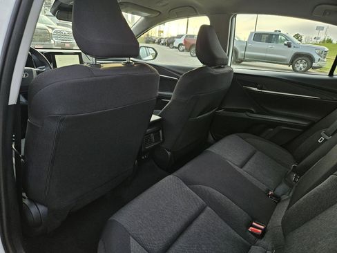 Used 2025 Toyota Camry LE image 31